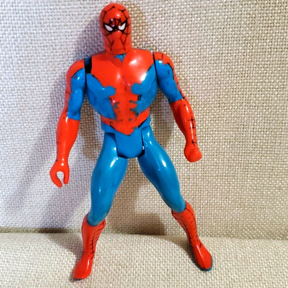 ⭐️VINTAGE⭐️1984 Secret Wars SPIDER-MAN Figure - Picture 1 of 9
